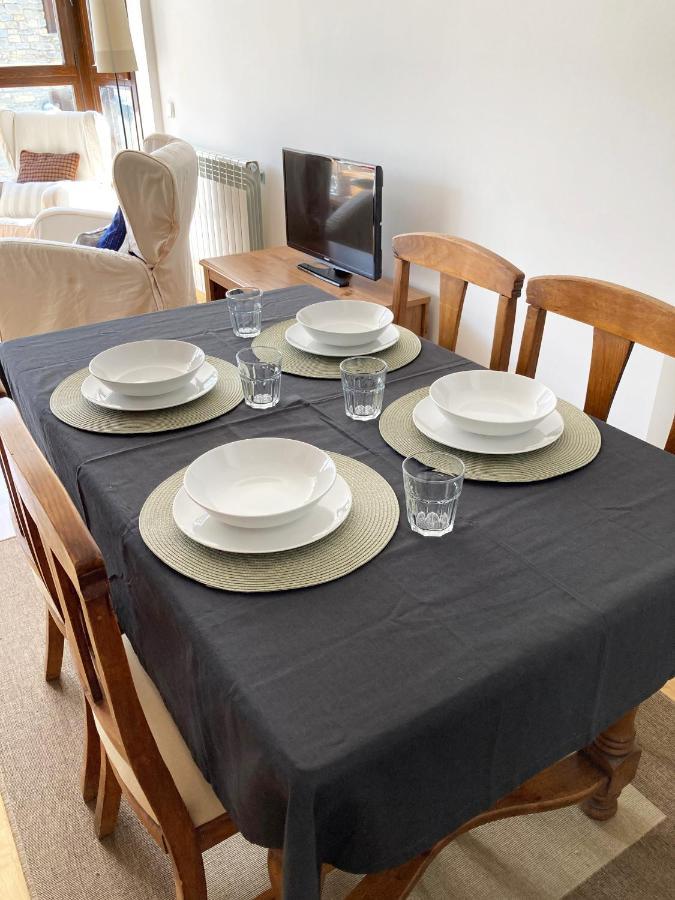 אסקרילה Apartamento Tarmanones מראה חיצוני תמונה