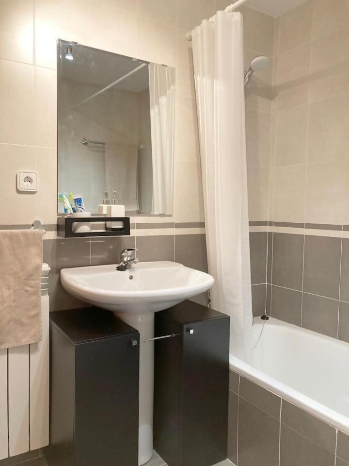 אסקרילה Apartamento Tarmanones מראה חיצוני תמונה